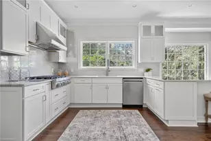 1018 Peachtree Battle Cir NW, Atlanta, GA 30327 - Photo 9