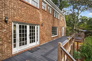 1018 Peachtree Battle Cir NW, Atlanta, GA 30327 - Photo 31