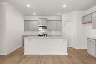 139 Cyrilla Walk, Dallas, GA 30132 - Photo 5