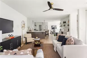 1205 Holly St NW, Atlanta, GA 30318 - Photo 13