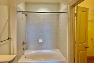 3445 Stratford Rd NE, Atlanta, GA 30326 - Photo 17