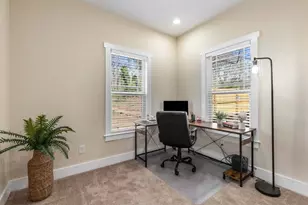 1985 Lois Pl NW, Atlanta, GA 30318 - Photo 23