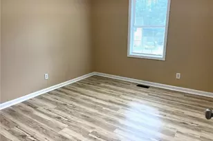 2868 Rocky Pointe Way, Snellville, GA 30078 - Photo 13