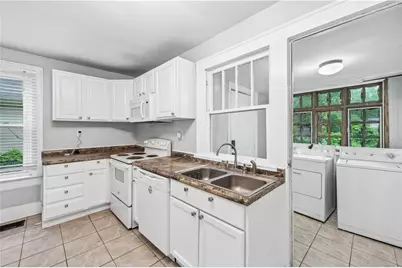 944 Deckner Avenue SW, Atlanta, GA 30310 - Photo 11