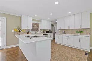 1498 Sanden Ferry Dr, Decatur, GA 30033 - Photo 9