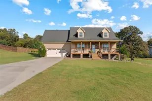 187 Willow Haven Street SE, Calhoun, GA 30701 - Photo 1