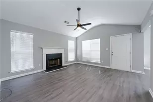 425 Eagles Flight Ln, Riverdale, GA 30274 - Photo 5