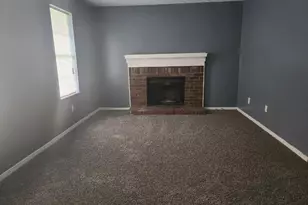 4584 Garden Hills Dr, Stone Mountain, GA 30083 - Photo 3