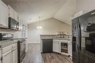 1236 Cabot's Dr, Auburn, GA 30011 - Photo 15