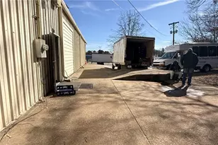 2554 Austell Rd SW, Marietta, GA 30008 - Photo 17