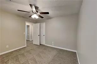 2733 Ashbury Point Ln, Marietta, GA 30066 - Photo 13