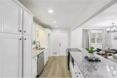 2436 Ovidia Circle SW, Atlanta, GA 30311 - Photo 11