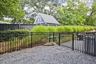 140 Color Cir, Atlanta, GA 30317 - Photo 27