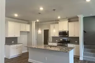 3516 Iron Hearth Bnd, Snellville, GA 30039 - Photo 9