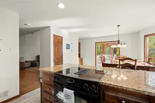 894 Lake Arrowhead Dr, Waleska, GA 30183 - Photo 7