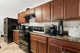 2102 Belmont Circle, Conyers, GA 30012 - Photo 9