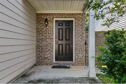 2102 Belmont Cir, Conyers, GA 30012 - Photo 3