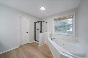 9361 Sweetbriar Cir, Jonesboro, GA 30236 - Photo 11