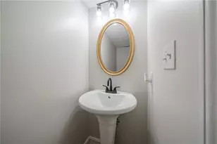 9361 Sweetbriar Cir, Jonesboro, GA 30236 - Photo 19