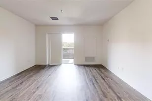 300 Johnson Ferry Road NE, Sandy Springs, GA 30328 - Photo 11