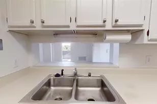 300 Johnson Ferry Road NE, Sandy Springs, GA 30328 - Photo 17