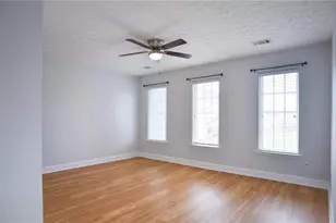 6616 Splashwater Dr, Flowery Branch, GA 30542 - Photo 17