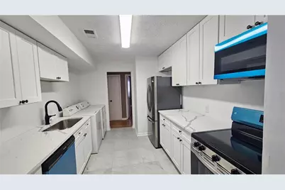 2388 Lawrenceville Highway #D, Decatur, GA 30033 - Photo 23