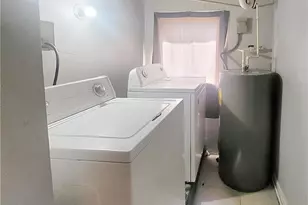 1093 Windsor St SW, Atlanta, GA 30310 - Photo 9