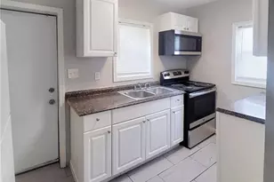 1093 Windsor St SW, Atlanta, GA 30310 - Photo 13