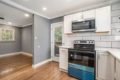 1592 Ferno Drive NW, Atlanta, GA 30318 - Photo 9