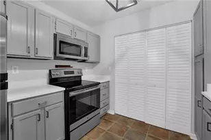 303 Mill Pond Ct SE, Smyrna, GA 30082 - Photo 7