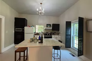 1090 Forest Ave, Stone Mountain, GA 30083 - Photo 5