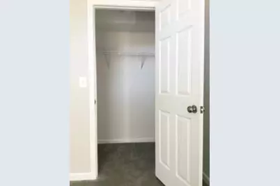 912 Noble Oak Court, Lawrenceville, GA 30046 - Photo 13