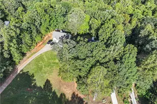 3368 Green Leaf Ln, Gainesville, GA 30507 - Photo 3