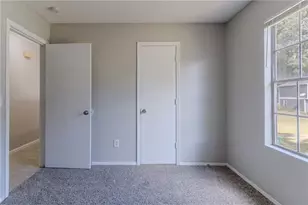 5585 Fairington Pl, Lithonia, GA 30038 - Photo 19