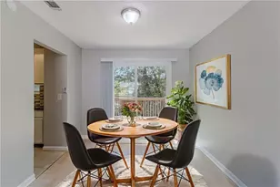 5585 Fairington Pl, Lithonia, GA 30038 - Photo 5