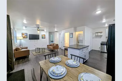 2533 Godfrey Drive, Atlanta, GA 30318 - Photo 9