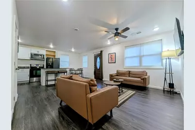 2533 Godfrey Drive, Atlanta, GA 30318 - Photo 17