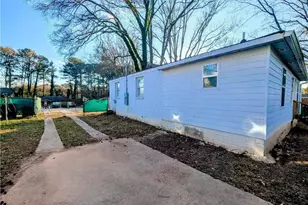 2533 Godfrey Dr, Atlanta, GA 30318 - Photo 33