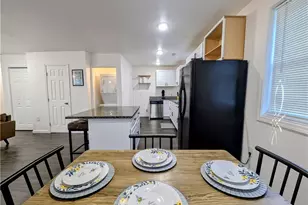 2533 Godfrey Dr, Atlanta, GA 30318 - Photo 15