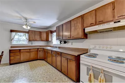 37 Spring Street, Gainesville, GA 30501 - Photo 29