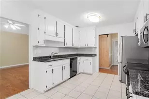 1934 McConnell Rd, Grayson, GA 30017 - Photo 9