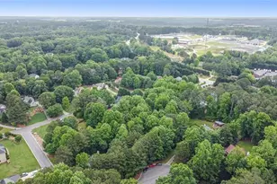 2482 Windchase Ct, Buford, GA 30518 - Photo 35