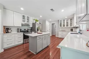 1884 Dovonshire Rd S W, Marietta, GA 30064 - Photo 13