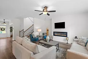 206 Blue Dragon Dr, Jefferson, GA 30549 - Photo 5