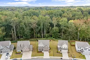 206 Blue Dragon Dr, Jefferson, GA 30549 - Photo 39