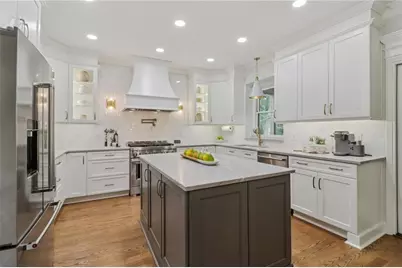 12225 Clairmonte Avenue, Alpharetta, GA 30009 - Photo 3