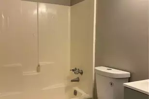 4795 Manor Dr, Stone Mountain, GA 30087 - Photo 9