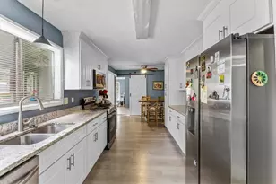 661 Bantry Ln, Stone Mountain, GA 30083 - Photo 17