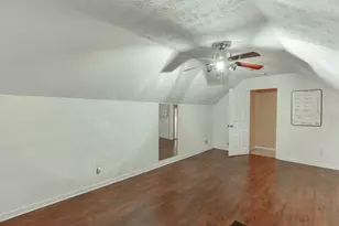 5840 Stephens Mill Dr, Sugar Hill, GA 30518 - Photo 15